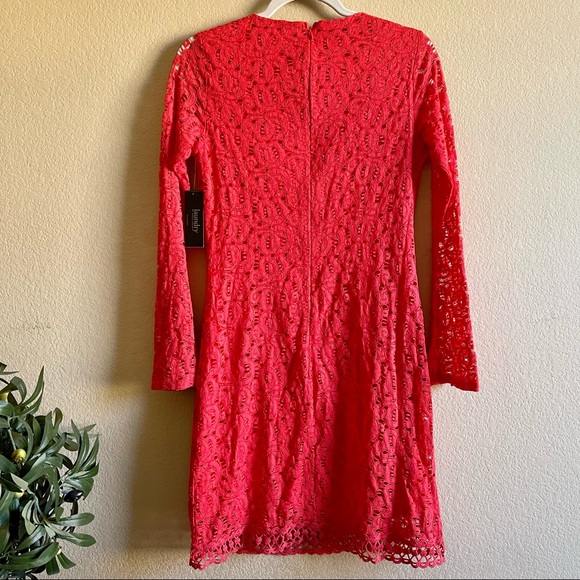 Laundry by Shelli Segal NWT Red Lace Crochet Bell Sleeve Dress in Hibiscus - Picture 8 of 13